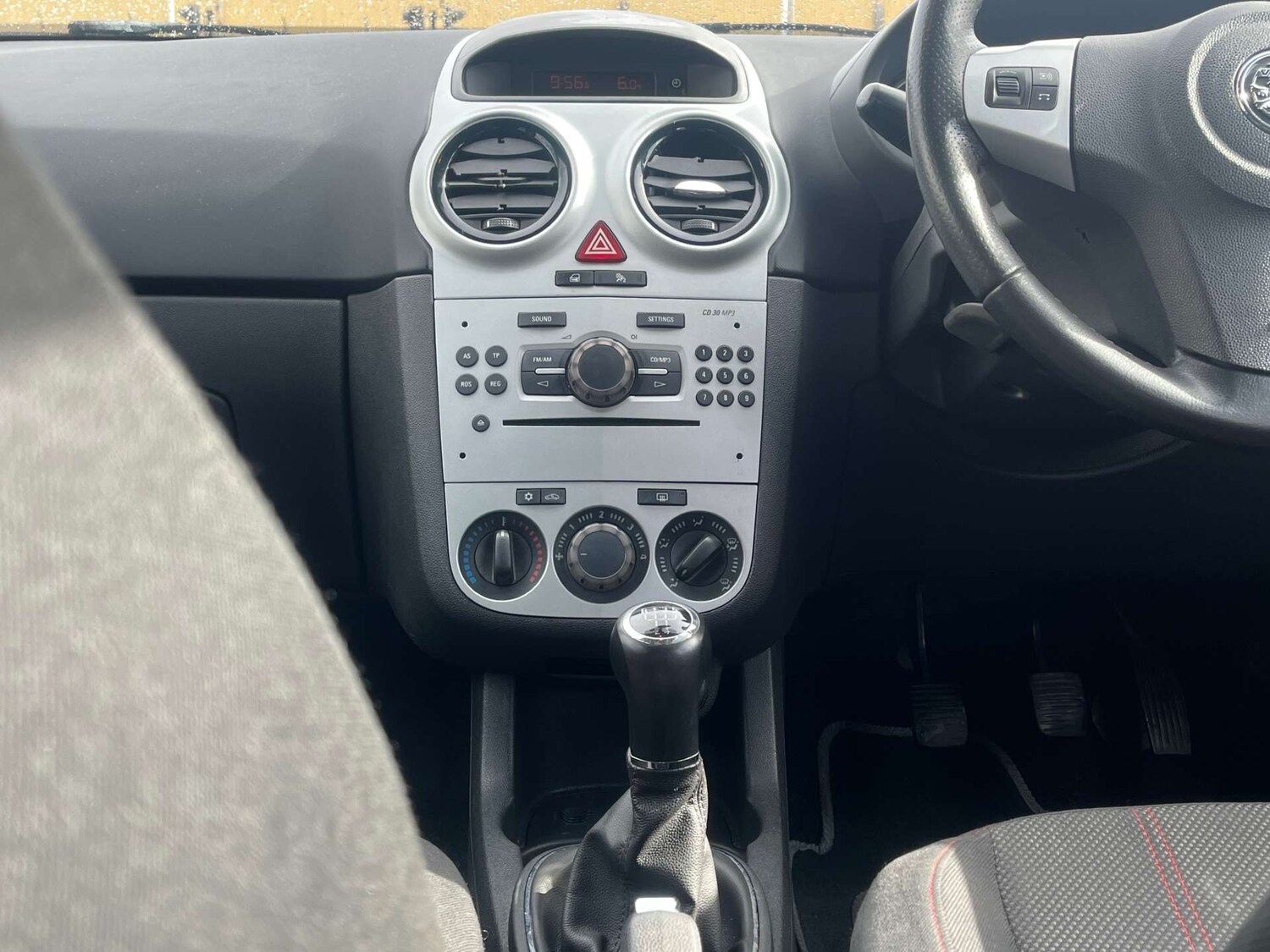 Used Vauxhall Corsa 2009 for sale - 78167918: Photo 24