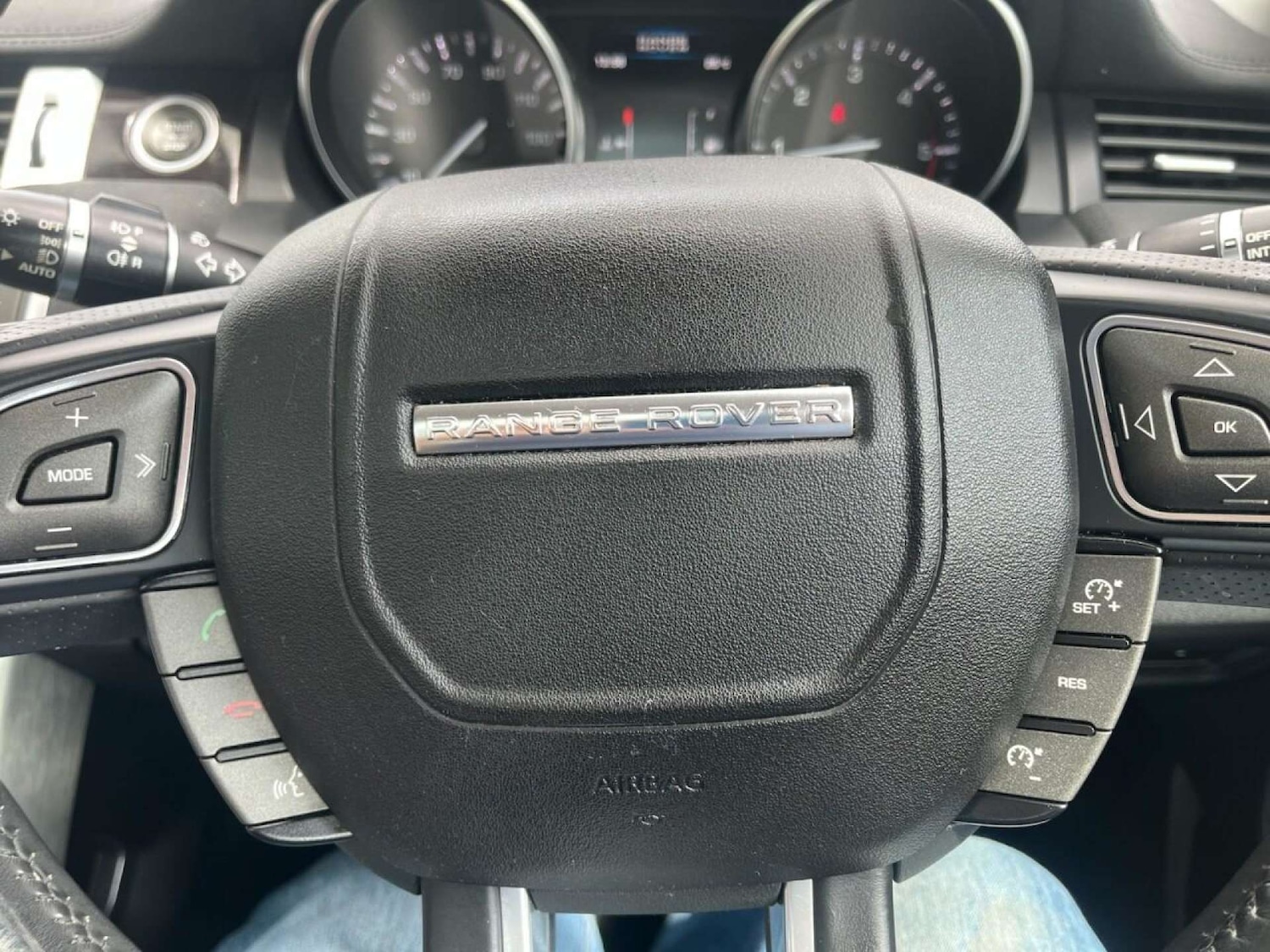 Used Land Rover Range Rover Evoque 2013 for sale - 77001215: Photo 42