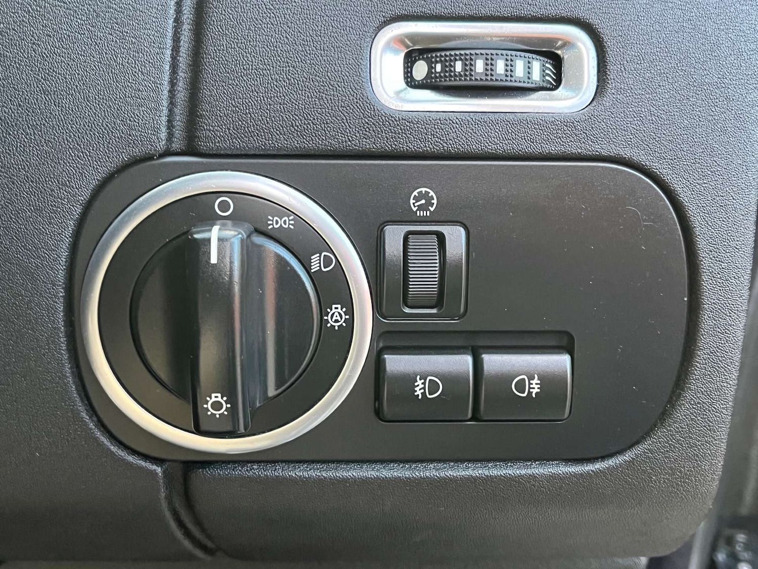 Used Land Rover Discovery 4 2013 for sale - 77001177: Photo 42