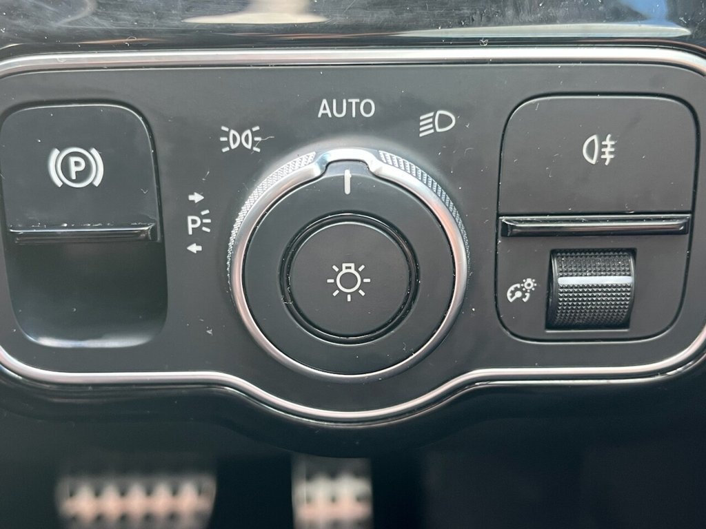 Used Mercedes-Benz A-Class 2018 for sale - 76118526: Photo 34