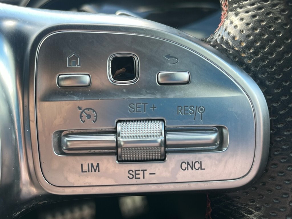 Used Mercedes-Benz A-Class 2018 for sale - 76118526: Photo 35