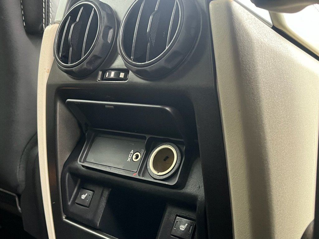 Vehicle 33