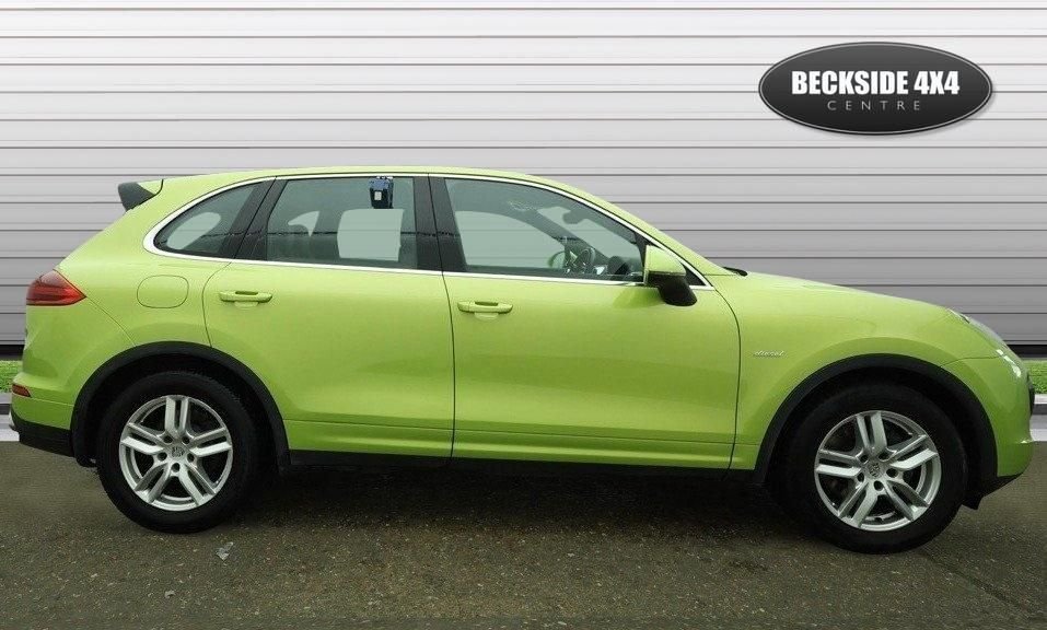 Used Porsche Cayenne 2015 for sale - 76642195: Photo 2