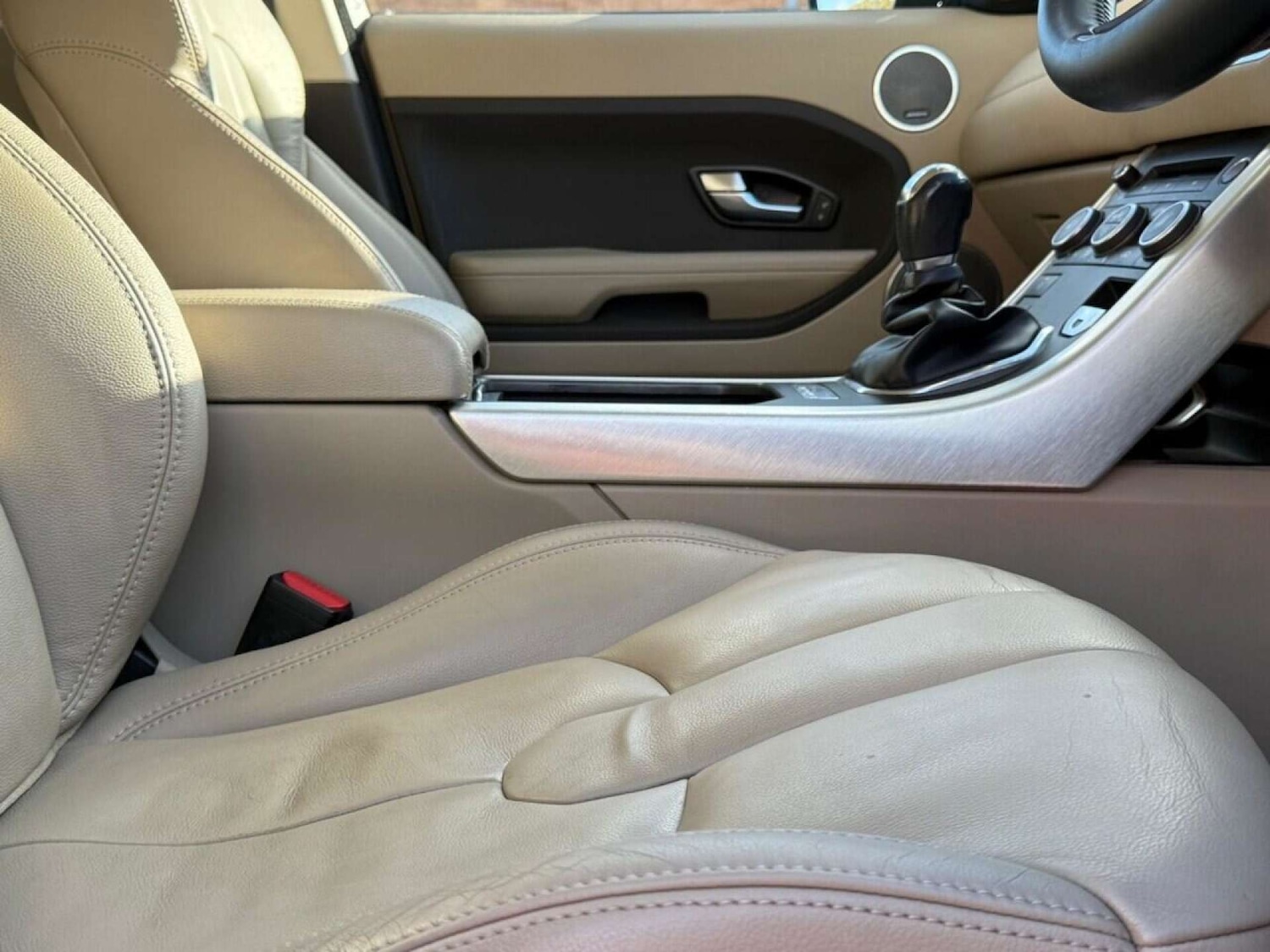 Used Land Rover Range Rover Evoque 2015 for sale - 77001207: Photo 27