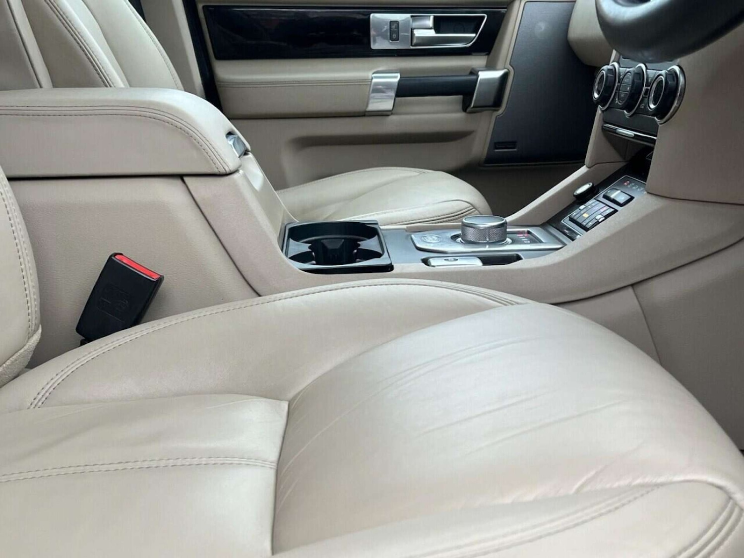 Used Land Rover Discovery 2011 for sale - 77001191: Photo 24