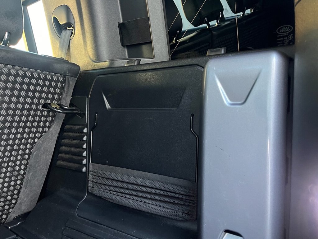 Used Land Rover Defender 2020 for sale - 76323273: Photo 31