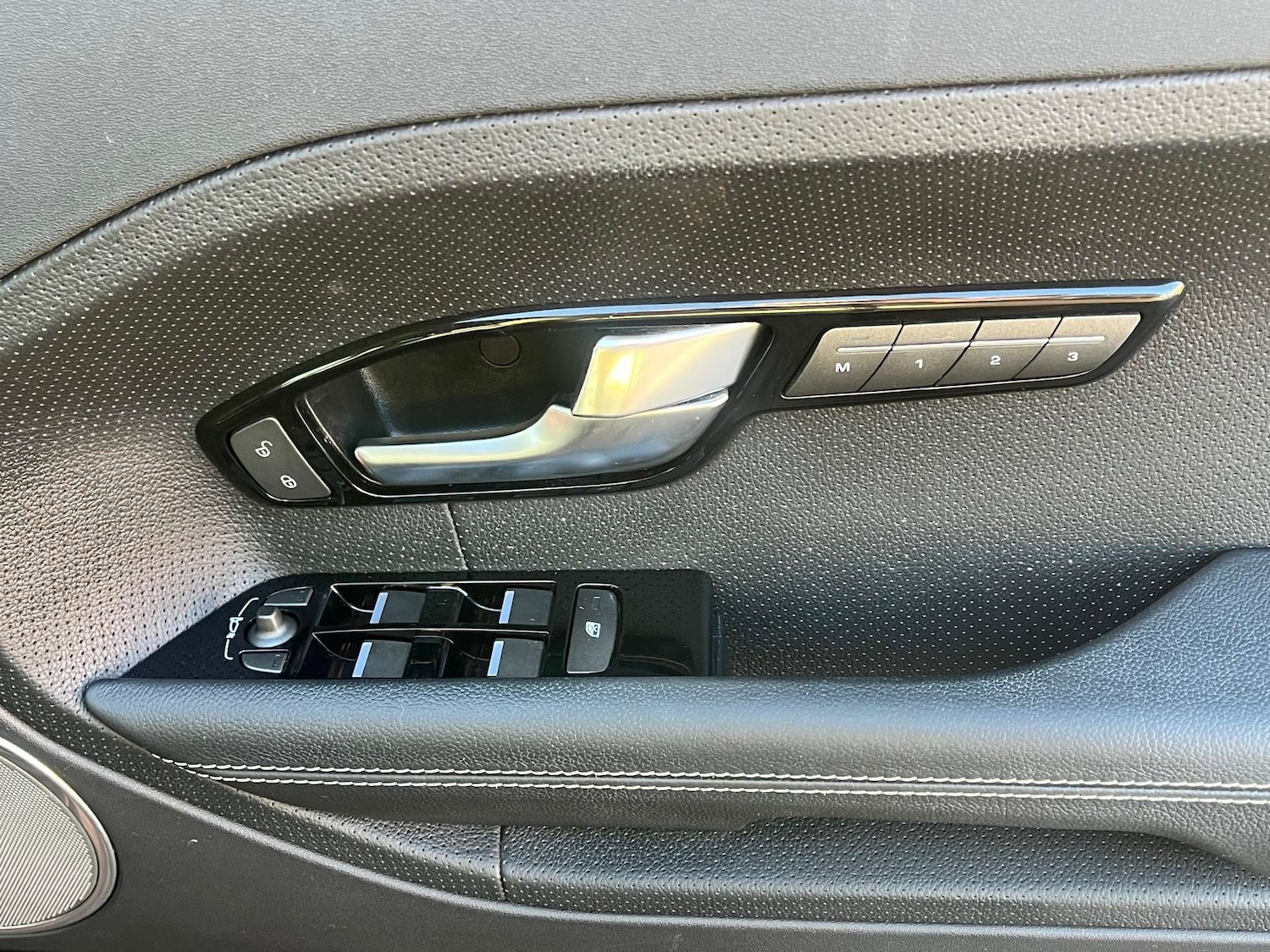 Used Land Rover Range Rover Sport 2012 for sale - 77272756: Photo 35