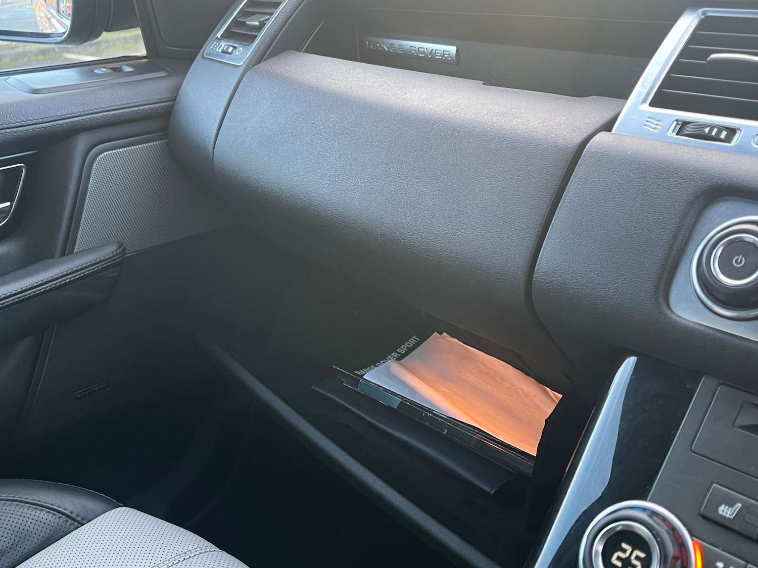 Used Land Rover Range Rover Sport 2012 for sale - 77001249: Photo 12