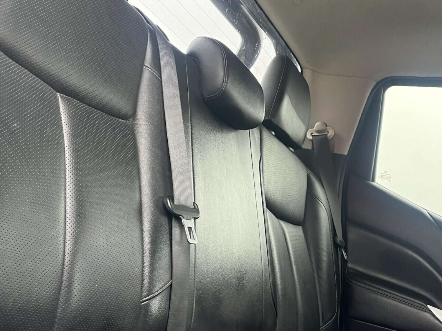 Used Nissan Navara 2018 for sale - 77001198: Photo 12