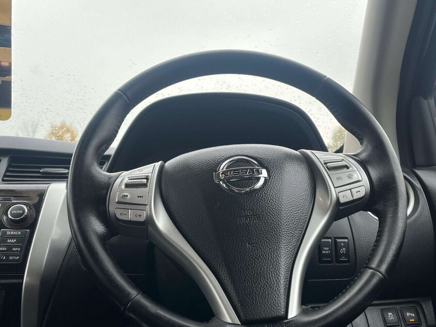 Used Nissan Navara 2018 for sale - 77001198: Photo 14