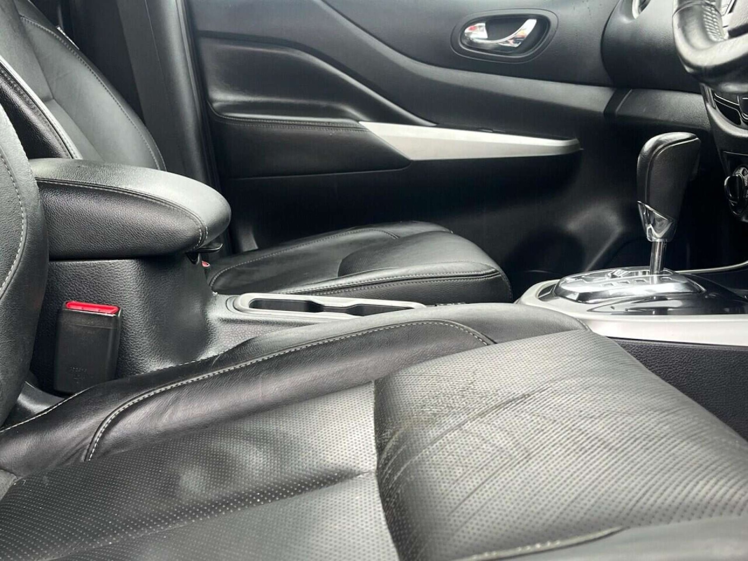 Used Nissan Navara 2018 for sale - 77001198: Photo 37