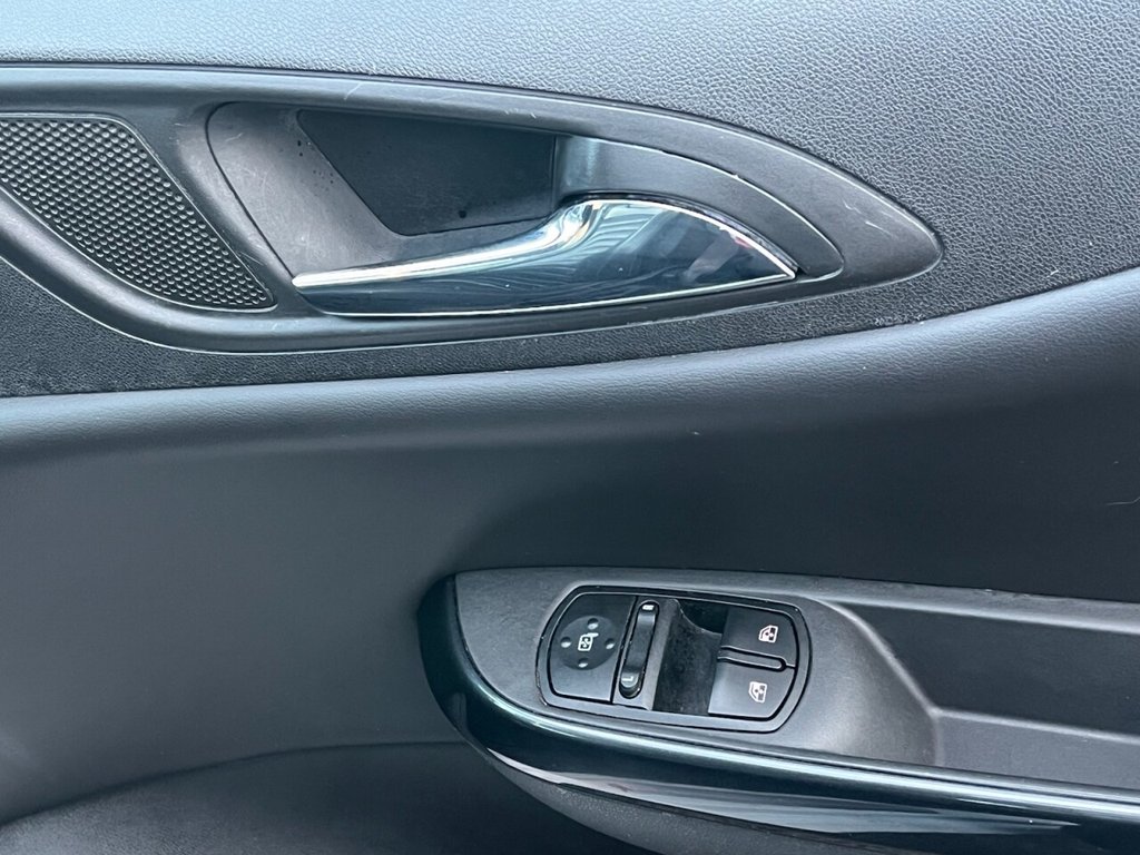 Used Vauxhall Corsa 2016 for sale - 76962145: Photo 32