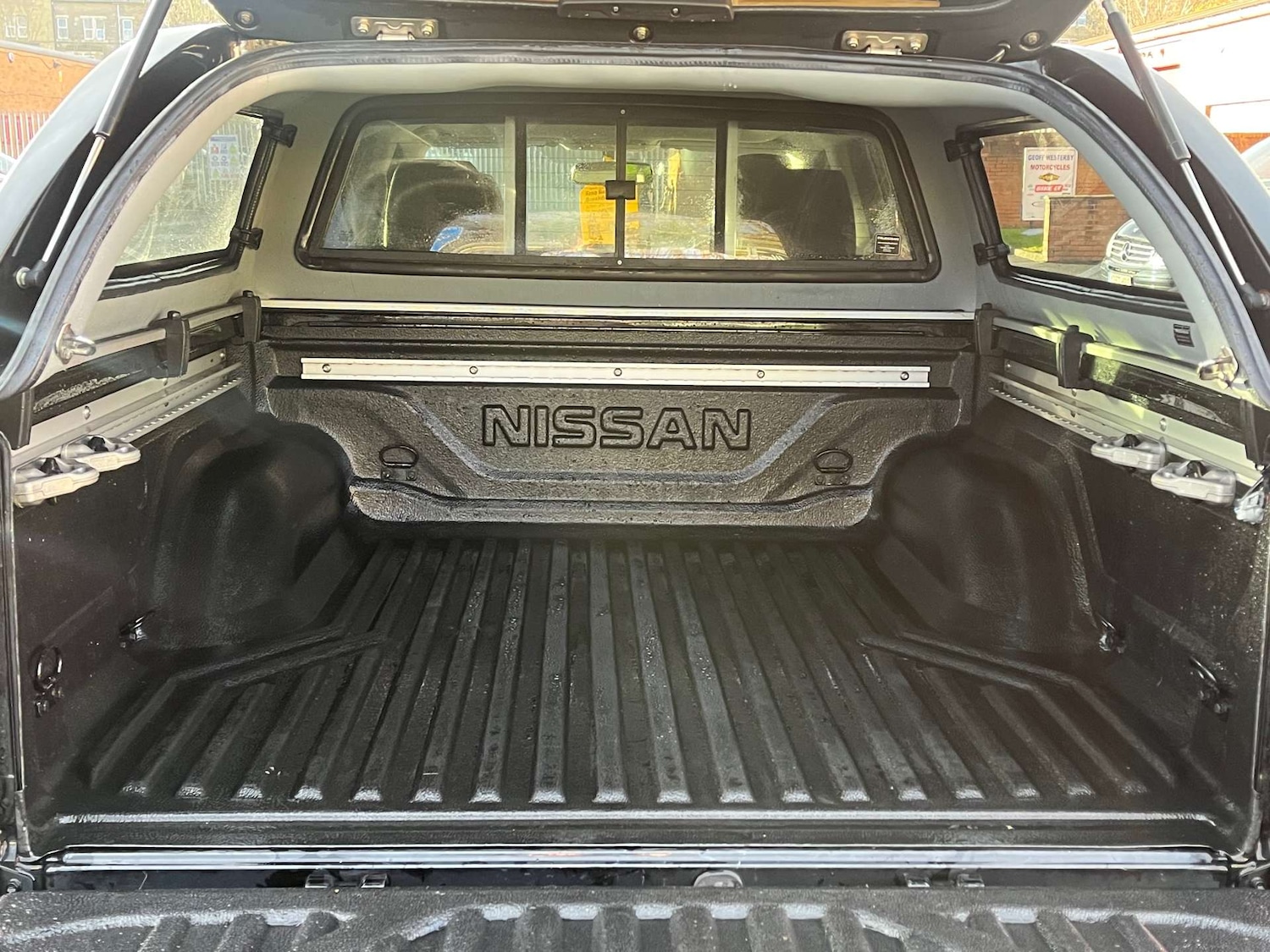 Used Nissan Navara 2020 for sale - 77033673: Photo 10