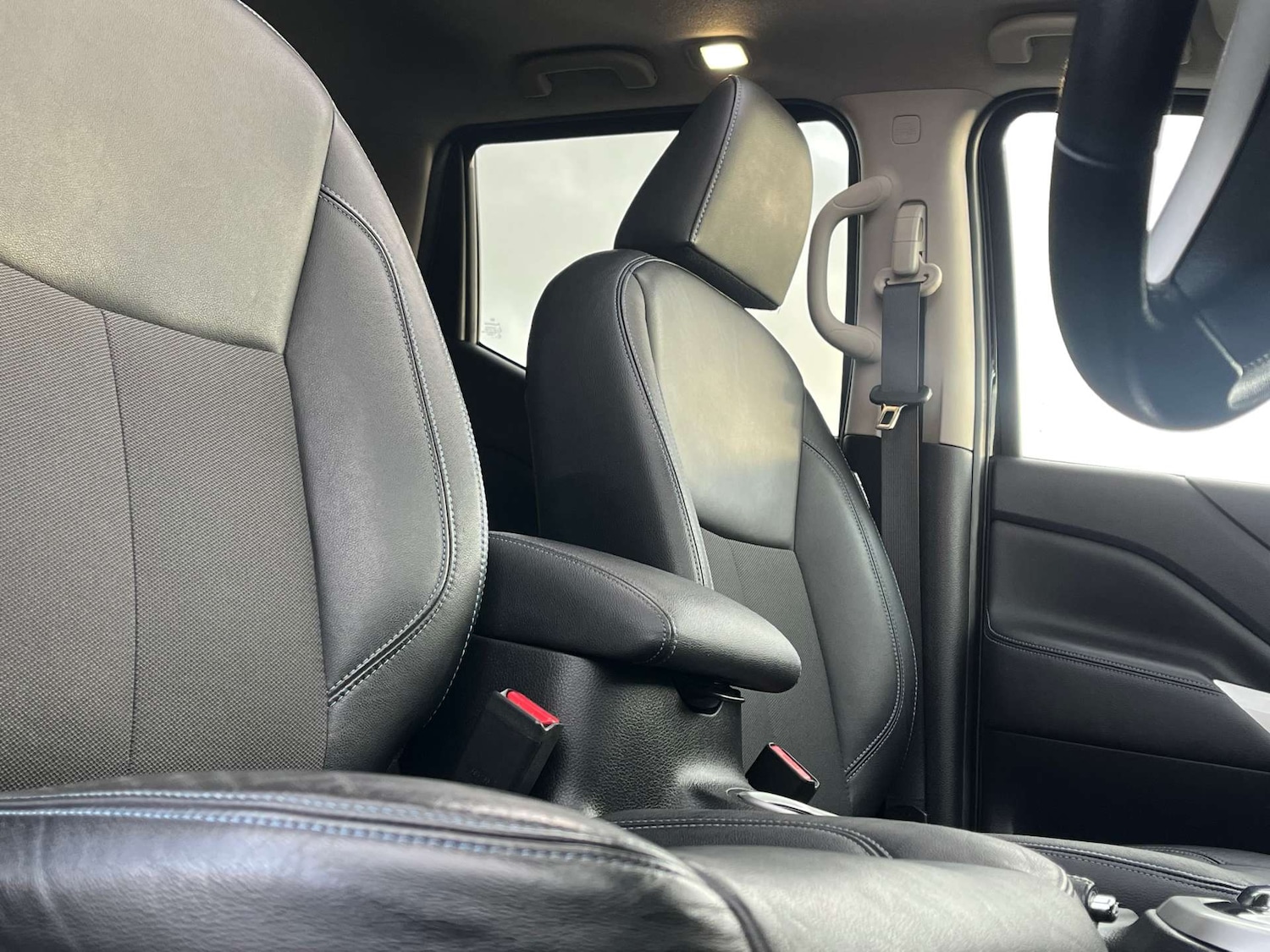 Used Nissan Navara 2020 for sale - 77033673: Photo 16