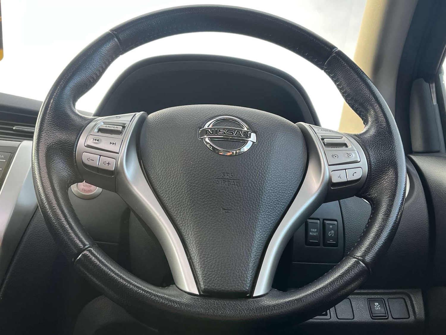 Used Nissan Navara 2020 for sale - 77033673: Photo 19