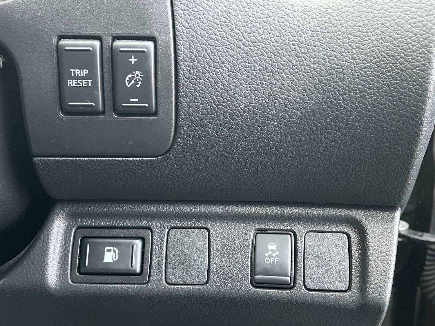 Used Nissan Navara 2020 for sale - 77033673: Photo 31