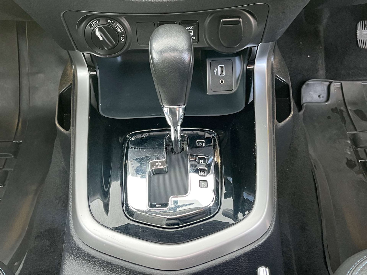 Used Nissan Navara 2020 for sale - 77033673: Photo 38