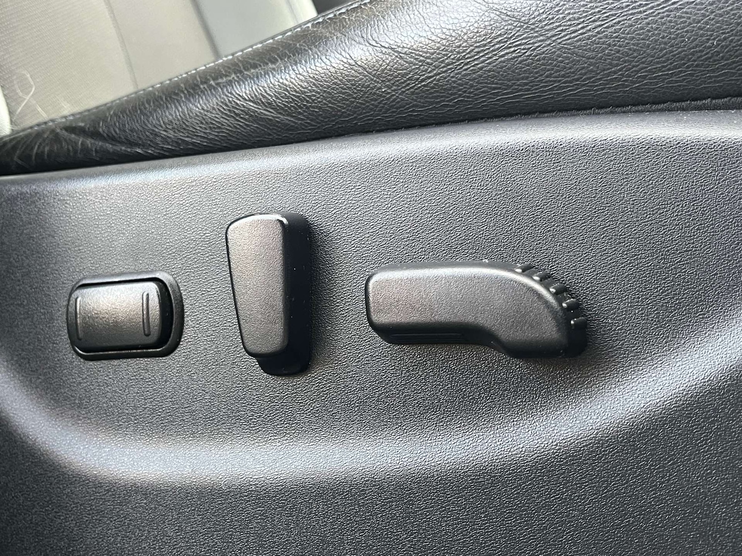 Used Nissan Navara 2020 for sale - 77033673: Photo 41