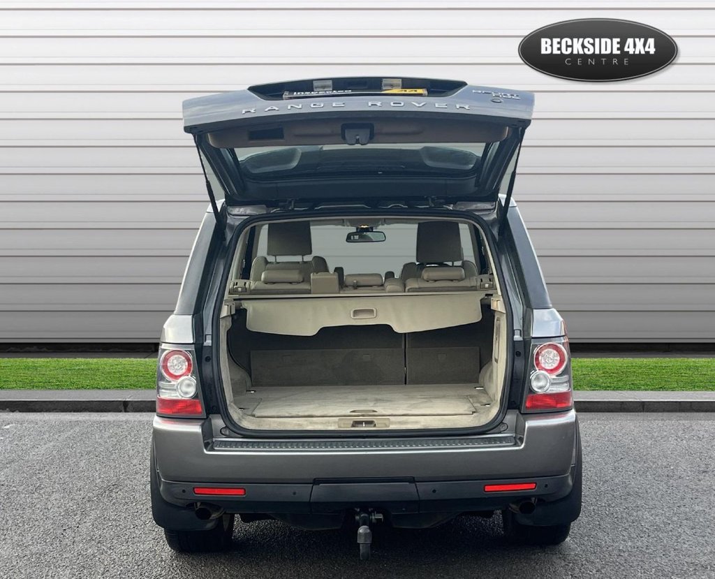 Used Land Rover Range Rover Sport 2010 for sale - 76962374: Photo 12