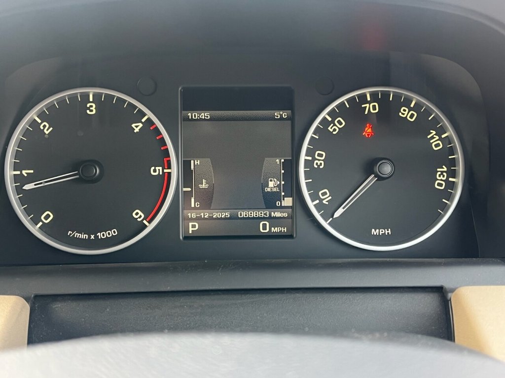 Used Land Rover Range Rover Sport 2010 for sale - 76962374: Photo 37