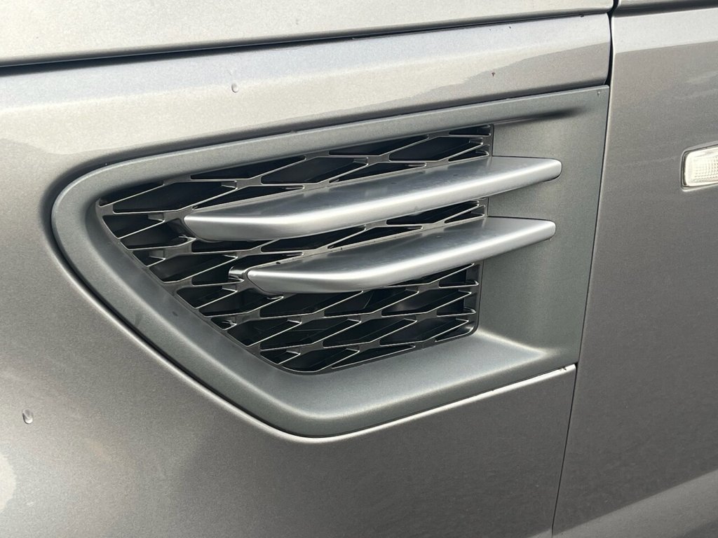 Used Land Rover Range Rover Sport 2010 for sale - 76962374: Photo 40