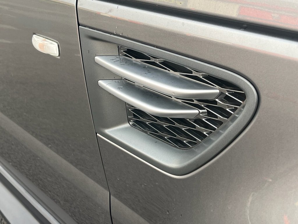 Used Land Rover Range Rover Sport 2010 for sale - 76962374: Photo 41