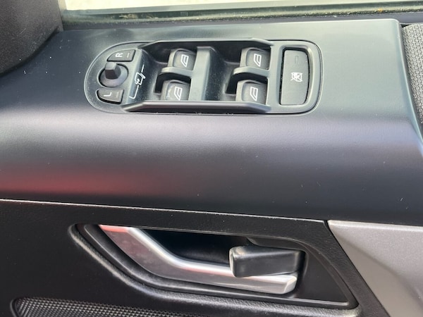 Used Land Rover Freelander 2010 for sale - 76266485: Photo 32