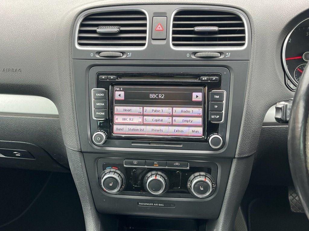 Used Volkswagen Golf 2011 for sale - 76642272: Photo 17