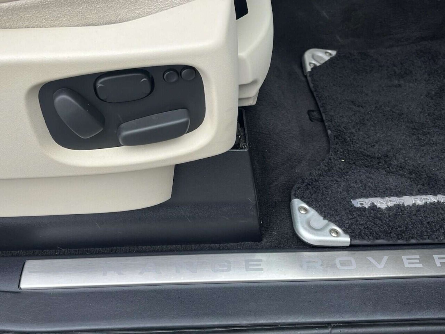 Used Land Rover Range Rover Sport 2012 for sale - 77001204: Photo 34