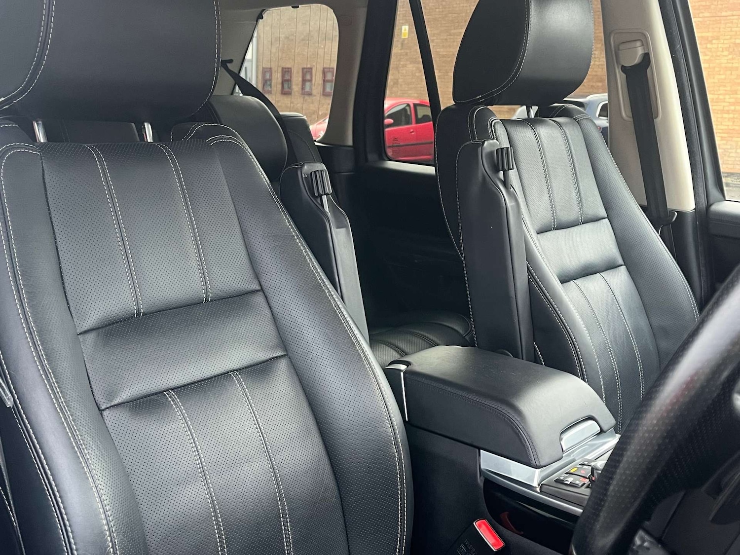 Used Land Rover Range Rover Sport 2011 for sale - 77113474: Photo 13