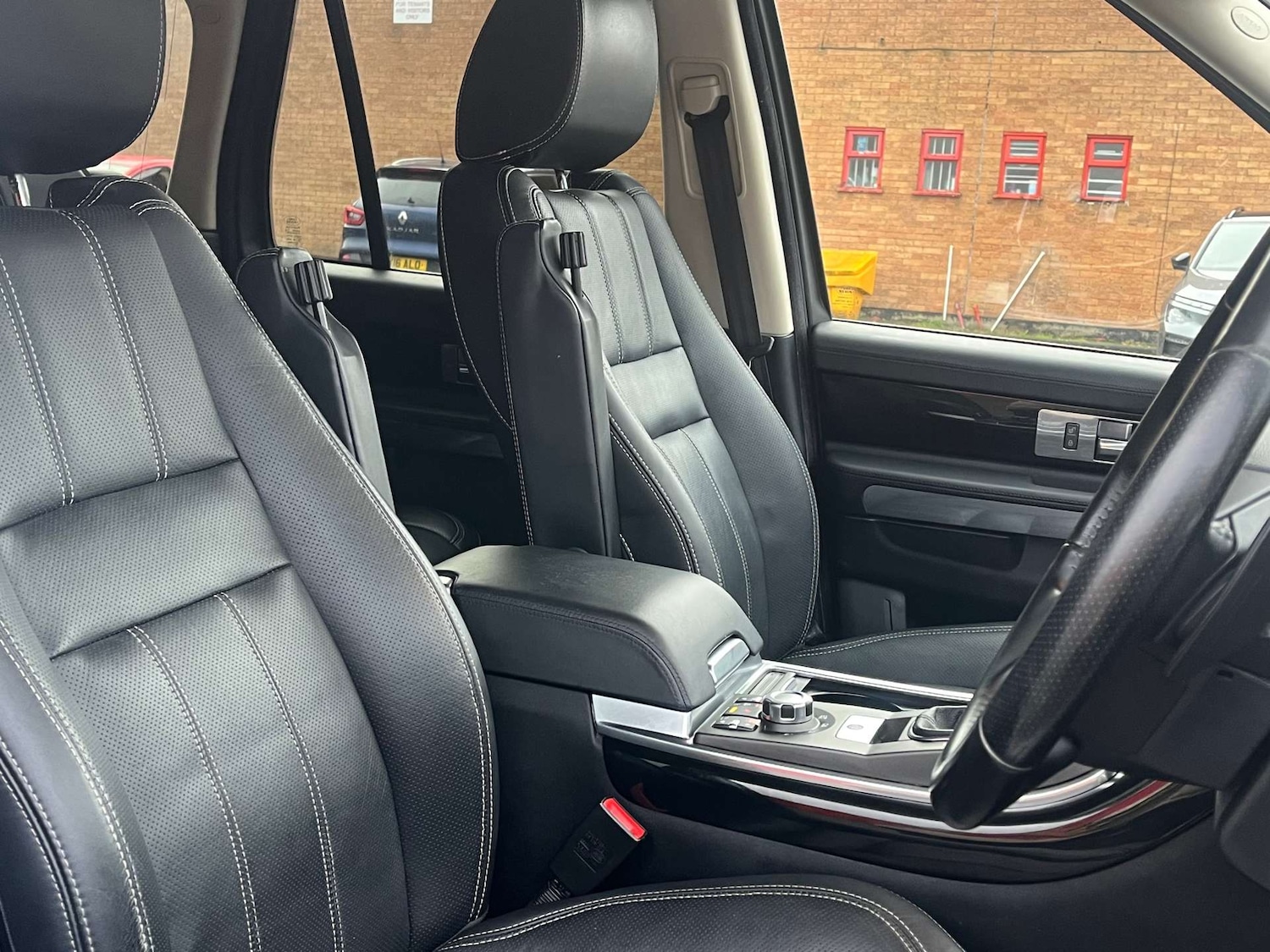 Used Land Rover Range Rover Sport 2011 for sale - 77113474: Photo 19