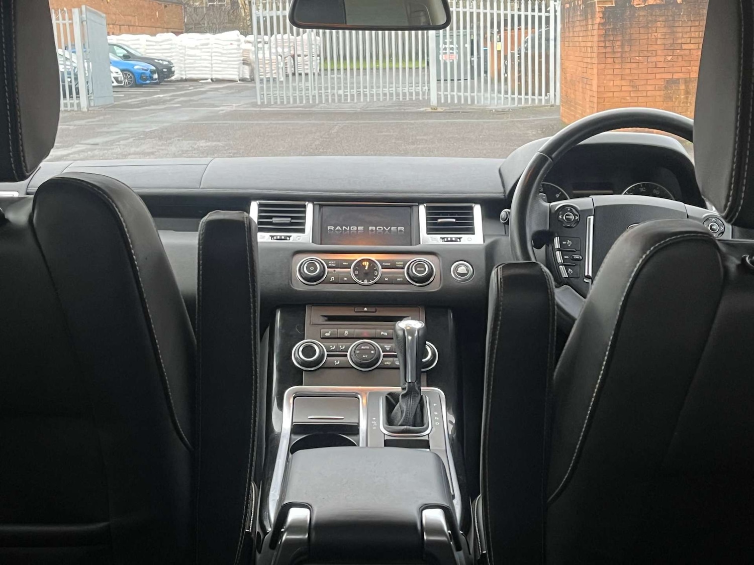 Used Land Rover Range Rover Sport 2011 for sale - 77113474: Photo 24