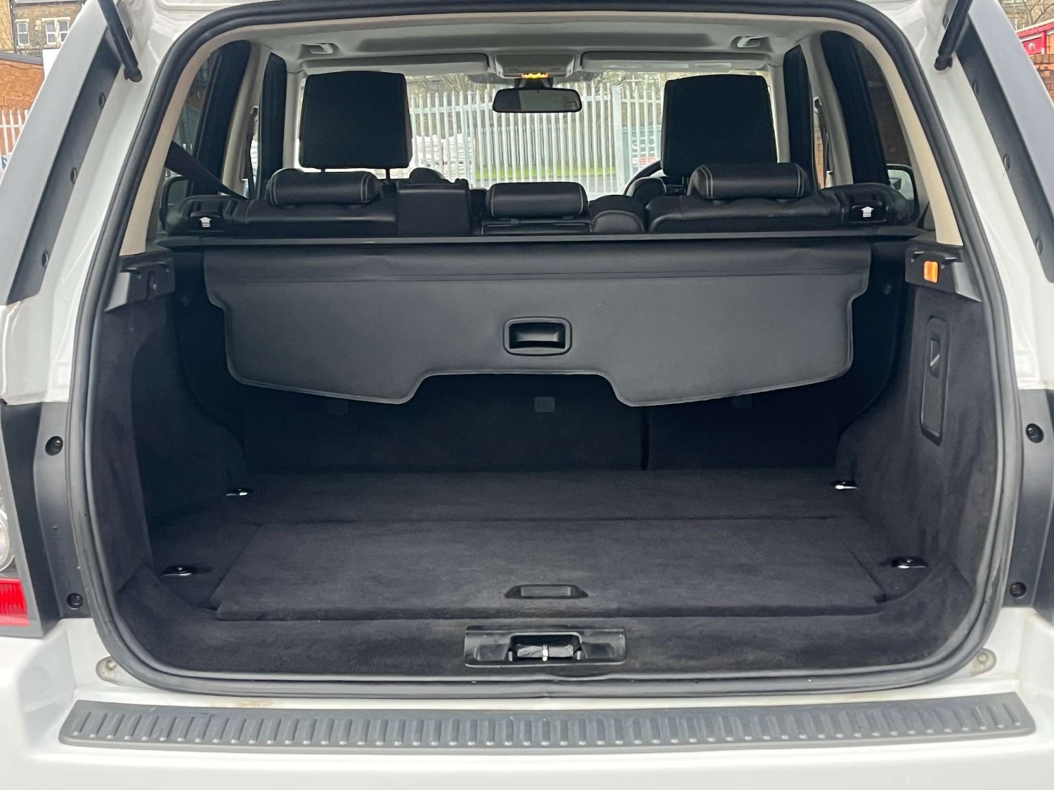 Used Land Rover Range Rover Sport 2011 for sale - 77113474: Photo 29