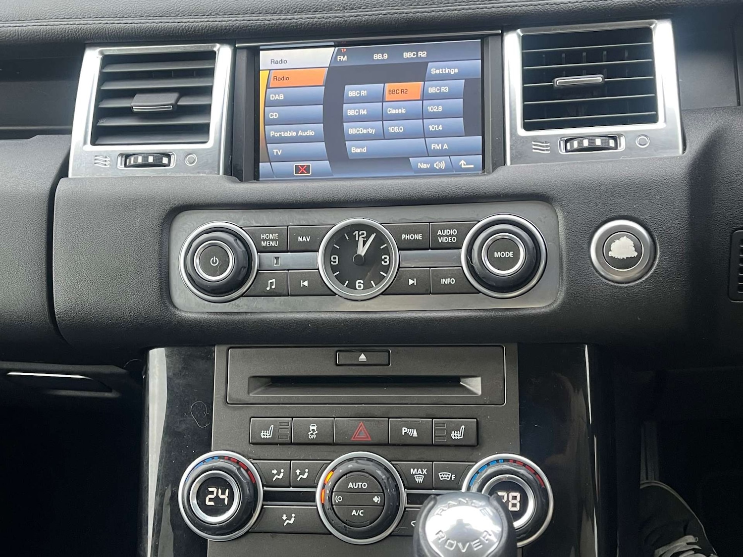 Used Land Rover Range Rover Sport 2011 for sale - 77113474: Photo 40