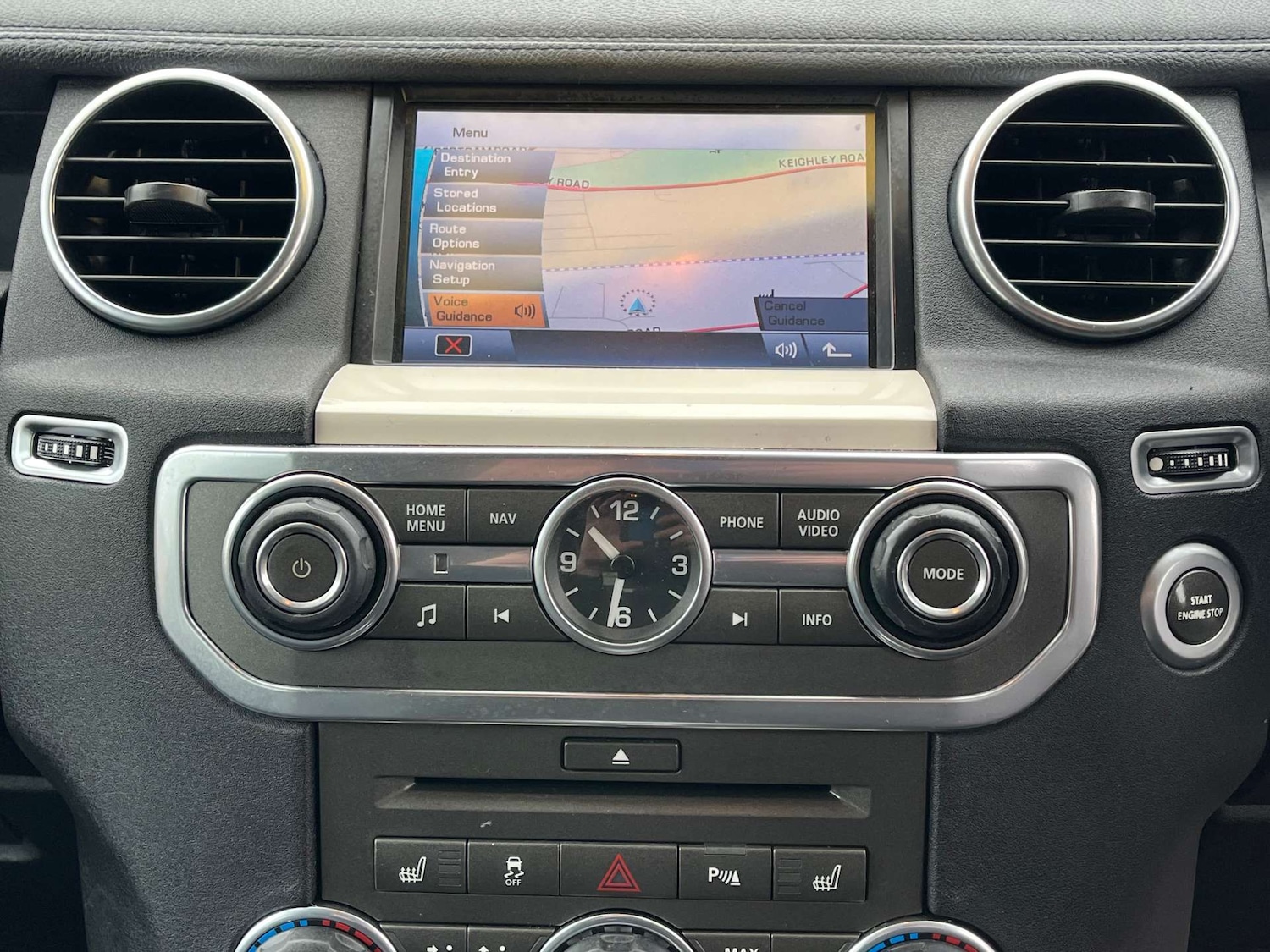 Used Land Rover Discovery 2011 for sale - 77664909: Photo 16