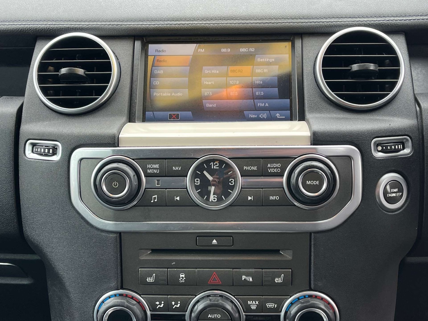 Used Land Rover Discovery 2011 for sale - 77664909: Photo 17