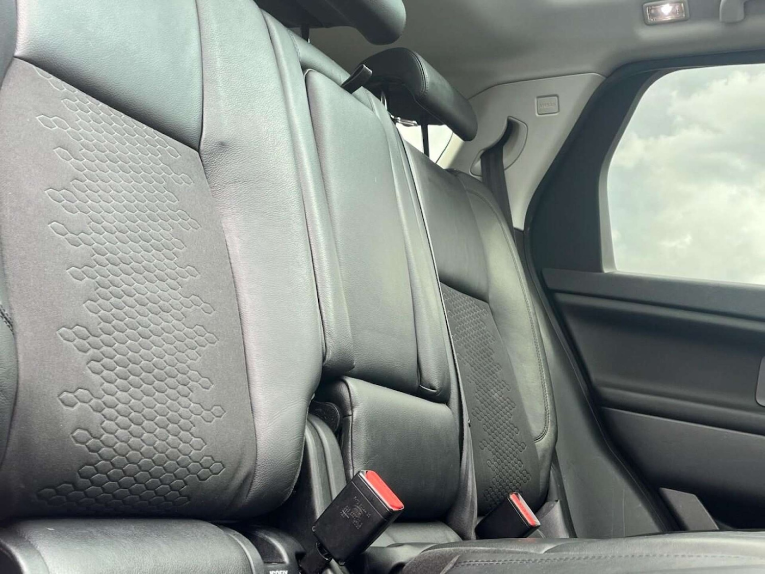 Used Land Rover Discovery Sport 2015 for sale - 77001213: Photo 29