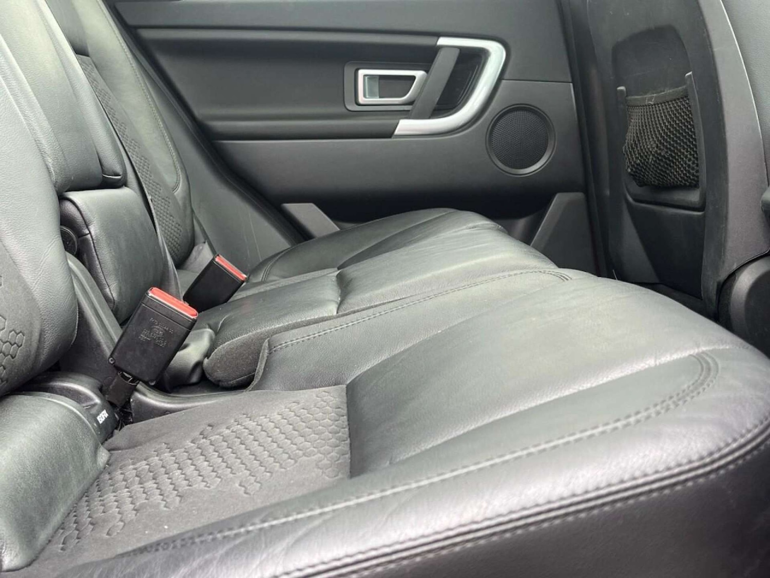 Used Land Rover Discovery Sport 2015 for sale - 77001213: Photo 30