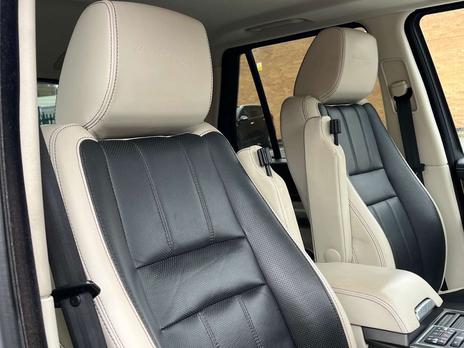 Used Land Rover Range Rover Sport 2012 for sale - 78133396: Photo 17