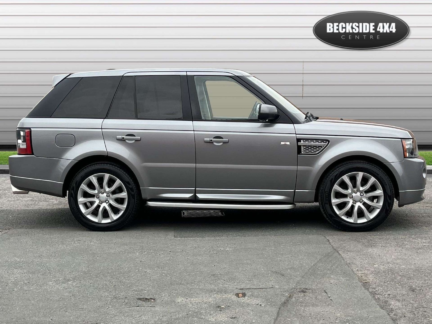 Used Land Rover Range Rover Sport 2012 for sale - 78133396: Photo 2