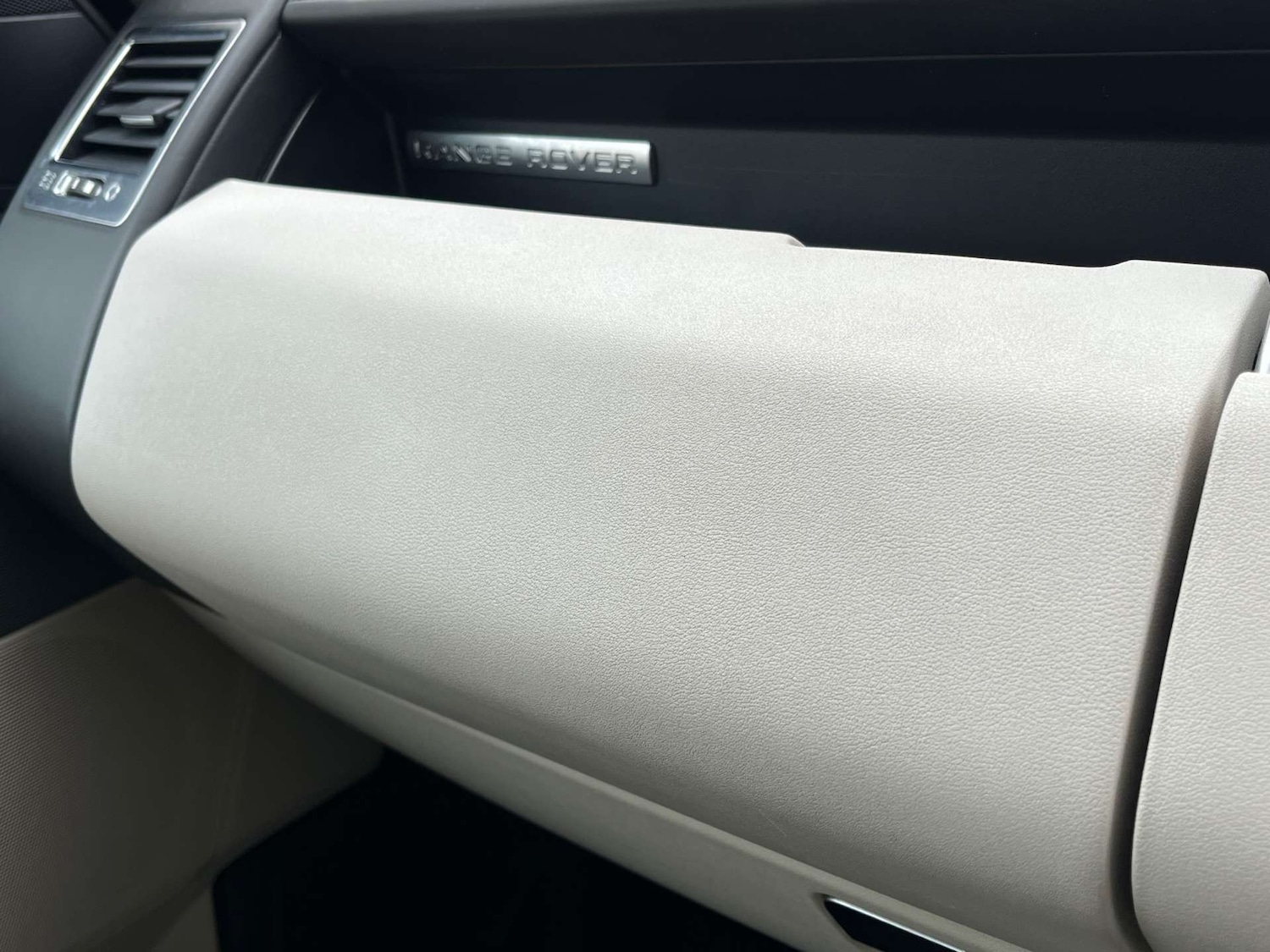 Used Land Rover Range Rover Sport 2012 for sale - 78133396: Photo 26