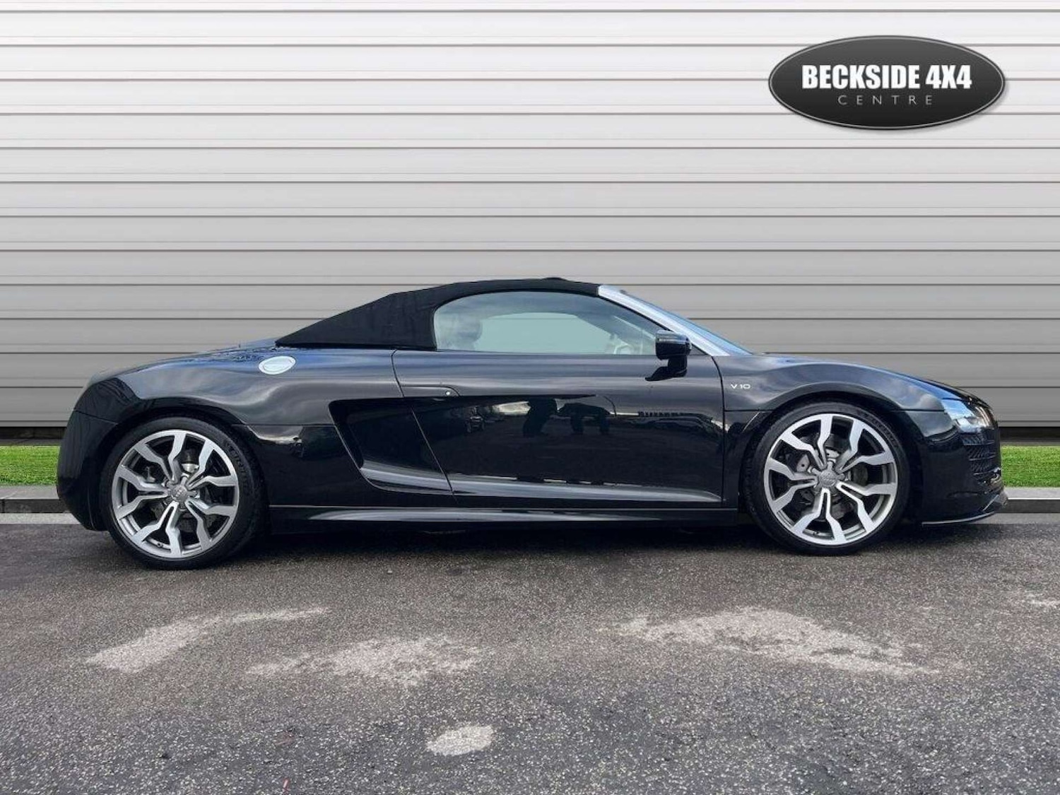 Used Audi R8 2014 for sale - 77001221: Photo 2