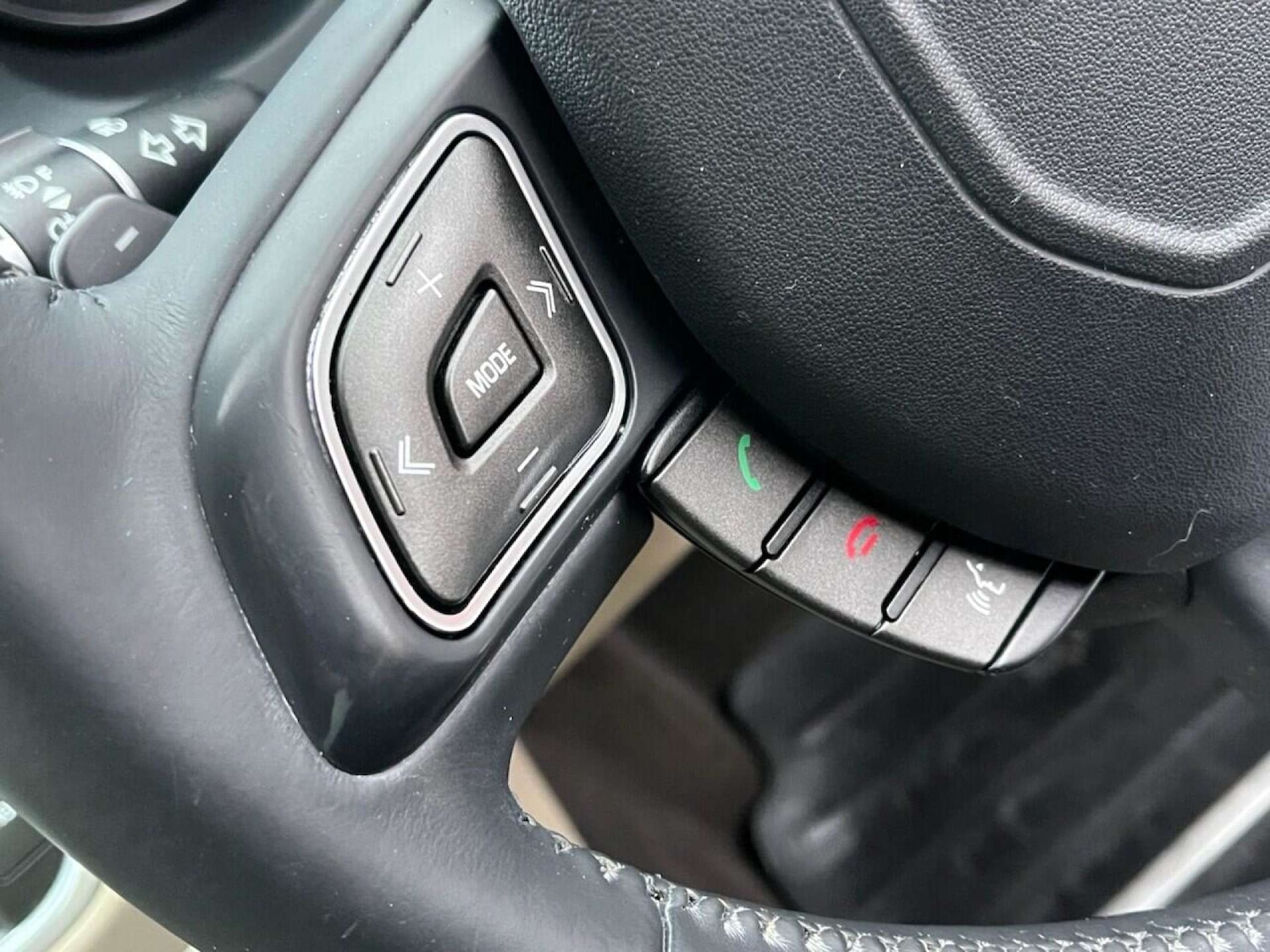 Used Land Rover Range Rover Evoque 2014 for sale - 77001182: Photo 13