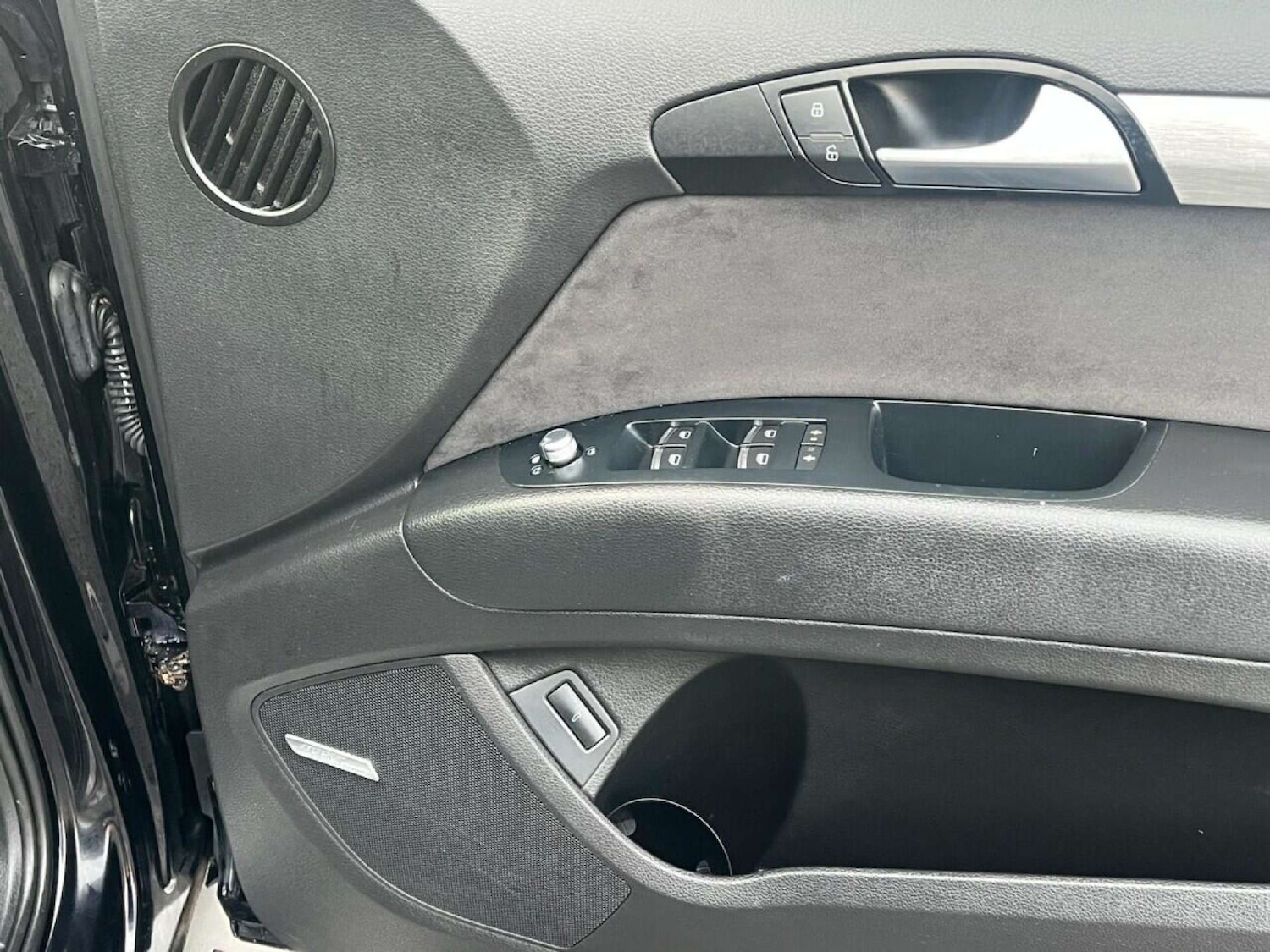 Used Audi Q7 2013 for sale - 77001237: Photo 36