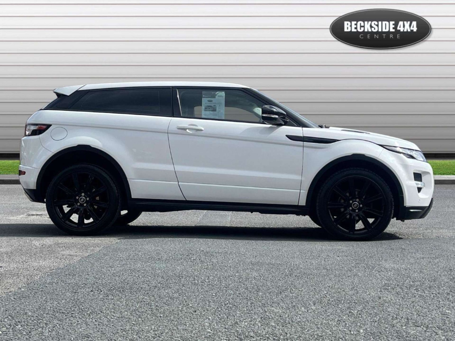 Used Land Rover Range Rover Evoque 2012 for sale - 77001236: Photo 2