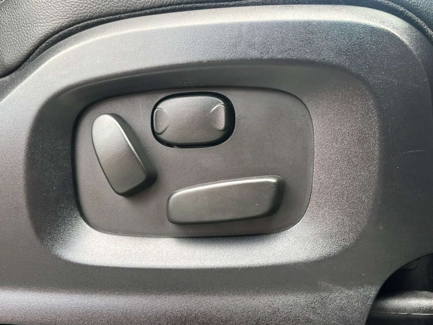 Used Land Rover Range Rover Evoque 2012 for sale - 77001236: Photo 35