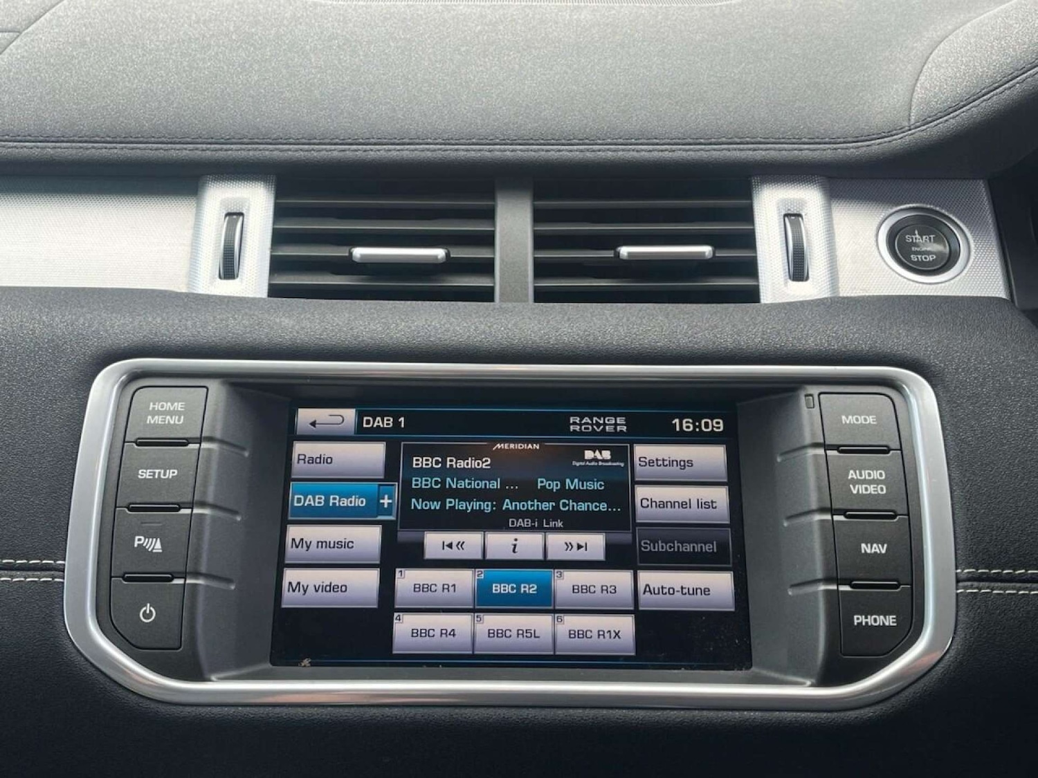 Used Land Rover Range Rover Evoque 2012 for sale - 77001236: Photo 44