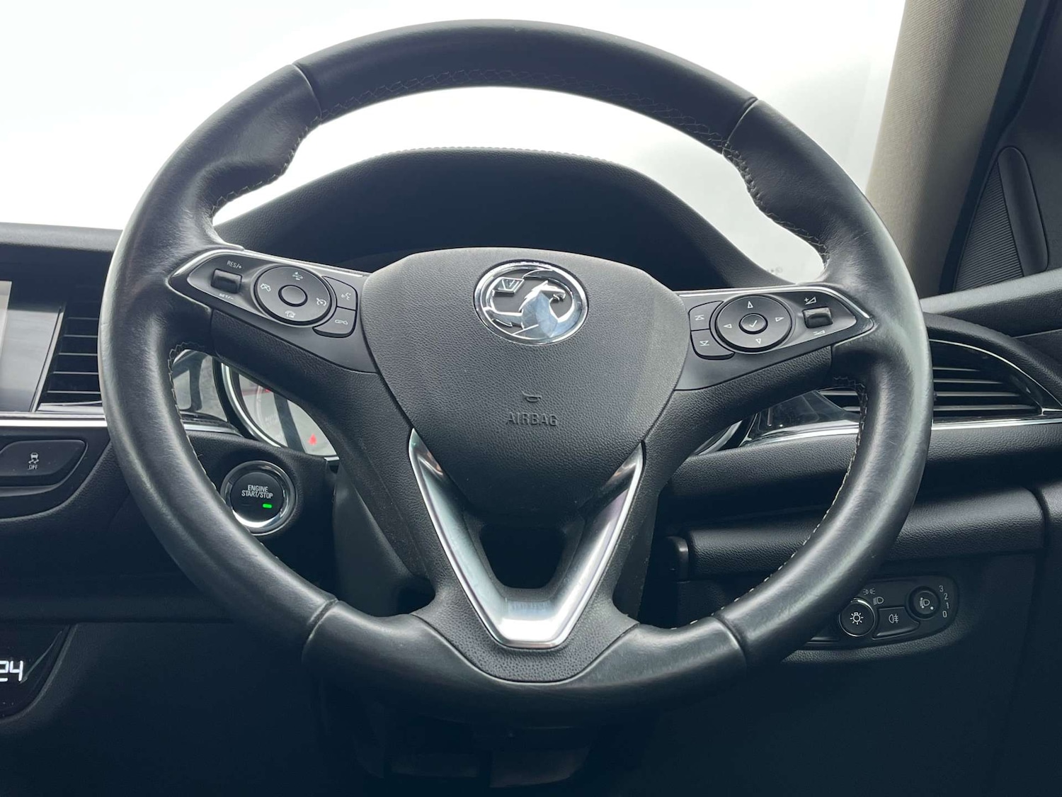 Used Vauxhall Insignia 2018 for sale - 77545021: Photo 23