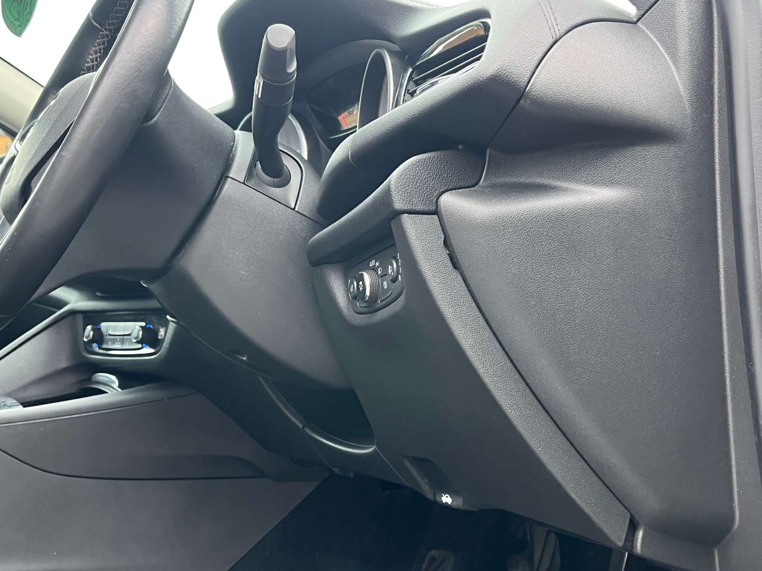 Used Vauxhall Insignia 2018 for sale - 77545021: Photo 34