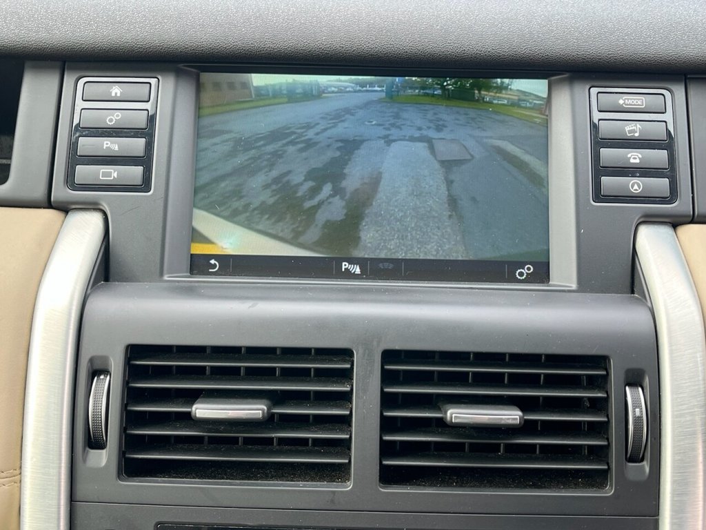 Used Land Rover Discovery Sport 2015 for sale - 75765656: Photo 29